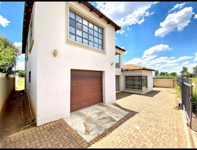 6 BEDROOM HOUSE FOR SALE IN MID ENNERDALE